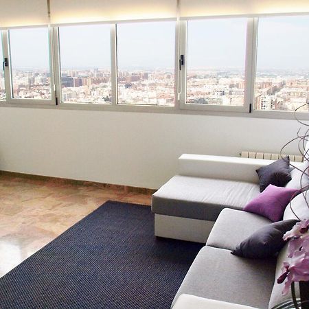 Apartup Opera Tower View Valencia Room photo