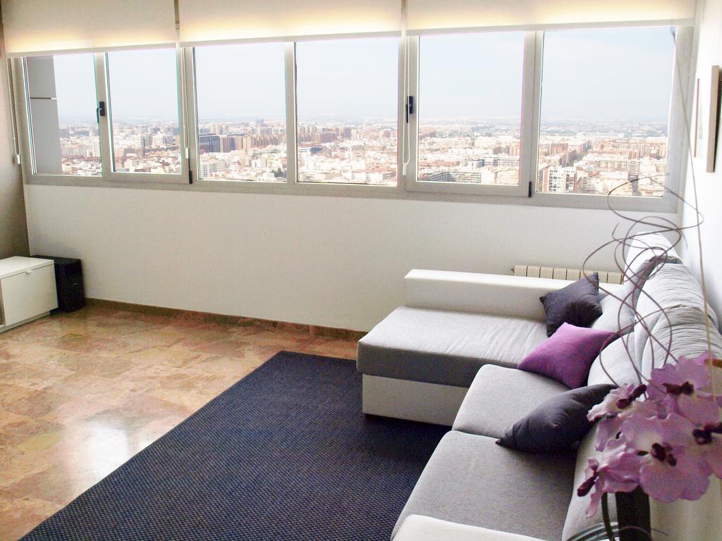 Apartup Opera Tower View Valencia Room photo